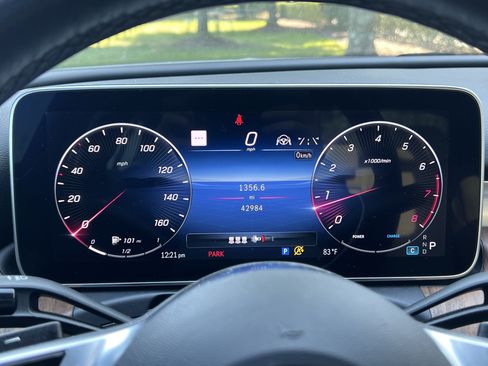 Used 2023 Mercedes-Benz C 300 Sedan image 21