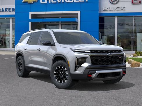 New 2026 Chevrolet Traverse Z71 w/ Enhanced Driving Package image 7