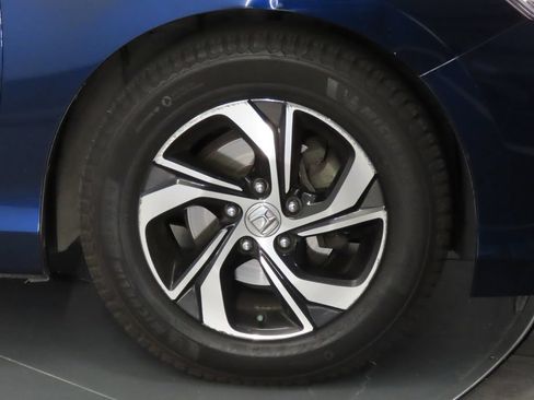 Used 2017 Honda Accord LX image 11