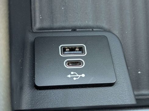 New 2026 Ford Expedition Tremor image 23