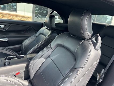 Used 2025 Ford Mustang Premium RWD image 3