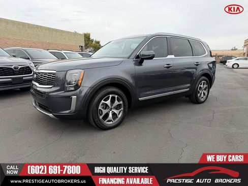 Used 2021 Kia Telluride EX FWD image 2
