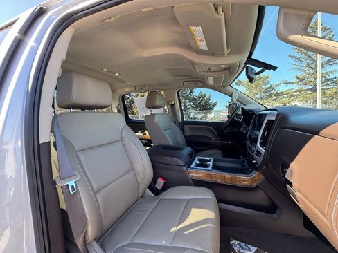 Used 2019 GMC Sierra 2500 SLT image 29