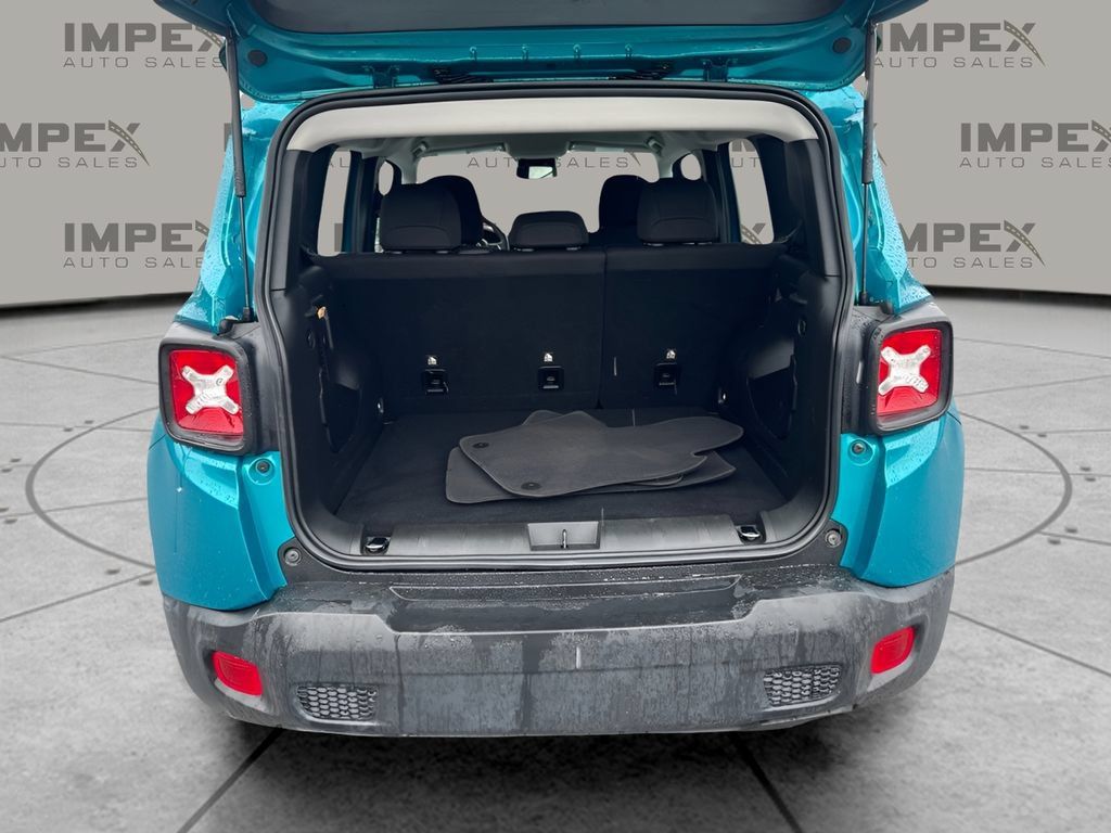 Used 2021 Jeep Renegade Sport FWD image 17