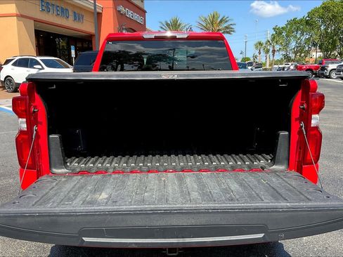 Used 2020 Chevrolet Silverado 1500 Custom w/ Custom Value Package image 31