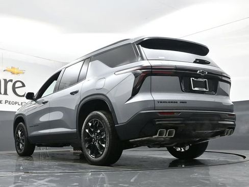 New 2026 Chevrolet Traverse LT w/ Midnight/Sport Edition AWD/4WD image 5