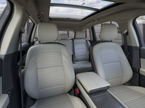New 2026 Lincoln Nautilus Reserve AWD/4WD image 10