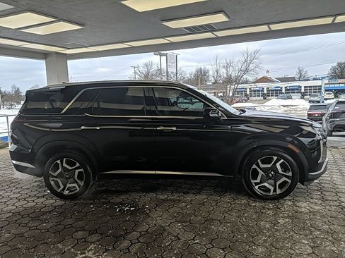 Used 2023 Hyundai Palisade Limited image 4