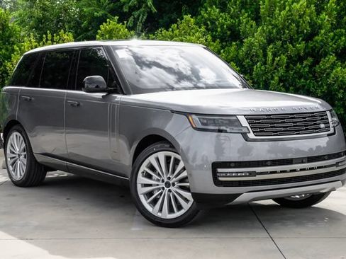 New 2026 Land Rover Range Rover Long Wheelbase SE AWD/4WD image 6
