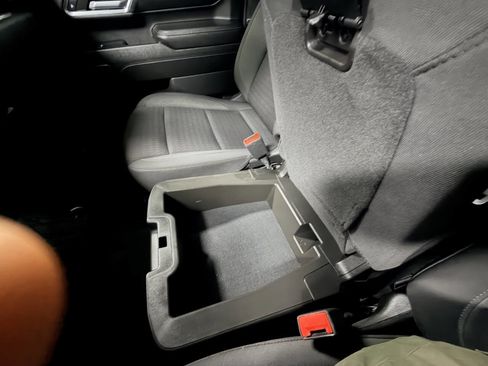 Used 2024 Chevrolet Silverado 2500 LT w/ All Star Edition image 17