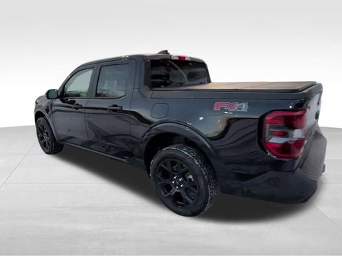 Used 2025 Ford Maverick XLT w/ Black Appearance Package image 3