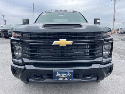 New 2026 Chevrolet Silverado 2500 Custom w/ Custom Value Package AWD/4WD image 17