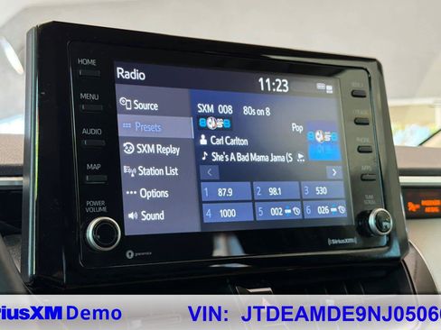 Used 2022 Toyota Corolla LE FWD image 31