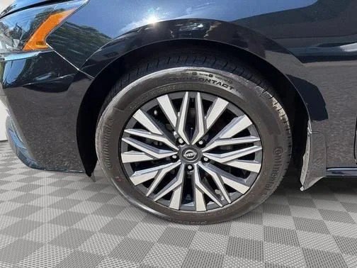 Certified 2023 Nissan Altima 2.5 SV AWD/4WD image 13