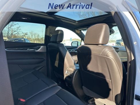 Used 2021 Cadillac XT5 Premium Luxury image 9