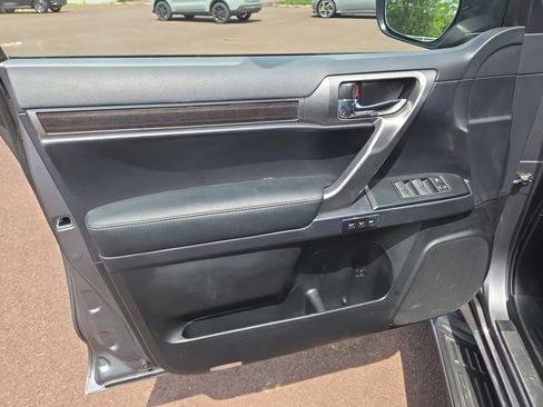 Used 2022 Lexus GX 460 Premium w/ Premium Plus Package AWD/4WD image 14