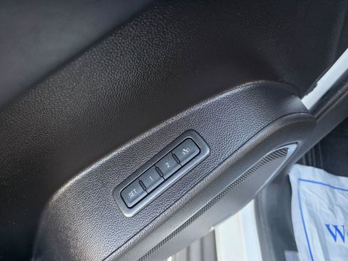 Used 2016 Chevrolet Tahoe LTZ RWD image 25