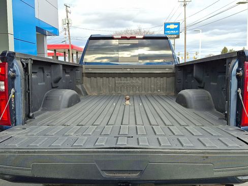 Used 2022 Chevrolet Silverado 3500 High Country w/ Z71 Off-Road Package image 30