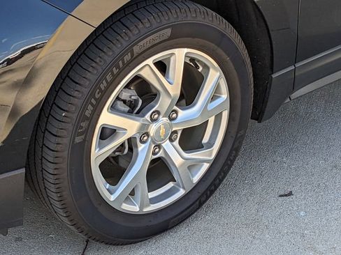Used 2019 Chevrolet Equinox Premier FWD image 10