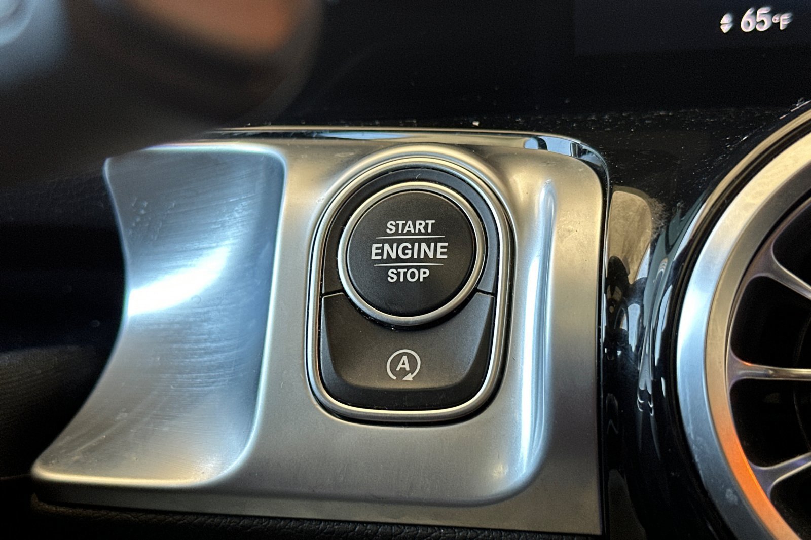 Used 2022 Mercedes-Benz GLB 250 4MATIC image 27
