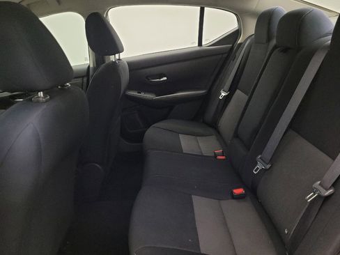Used 2021 Nissan Sentra SV FWD image 18