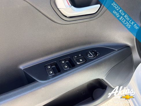 Used 2022 Kia Rio LX FWD image 13