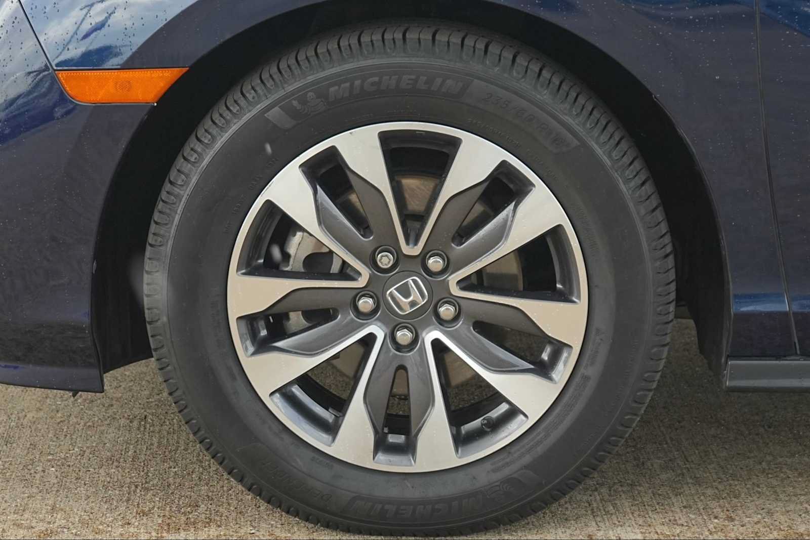 Used 2021 Honda Odyssey EX-L image 7