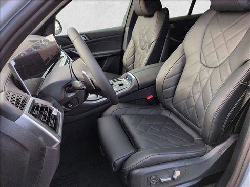 New 2026 BMW X5 xDrive40i w/ M Sport Package image 4