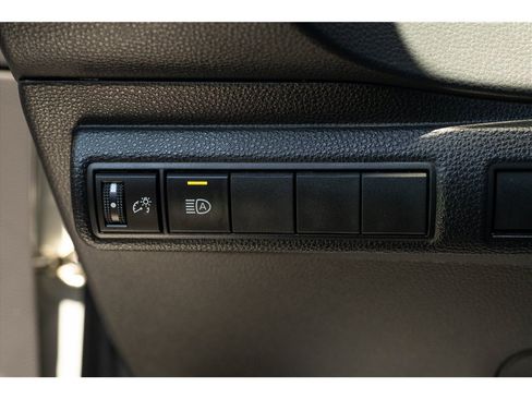 Used 2022 Toyota Corolla LE w/ Carpet Mat Package (TMS) FWD image 22