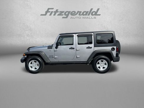 Used 2018 Jeep Wrangler Unlimited Sport S AWD/4WD image 4