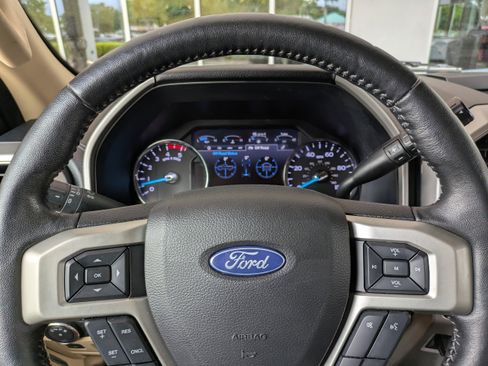Used 2019 Ford F450 Lariat w/ Lariat Ultimate Package AWD/4WD image 28