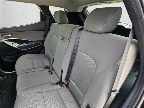 Used 2018 Hyundai Santa Fe Sport FWD image 17
