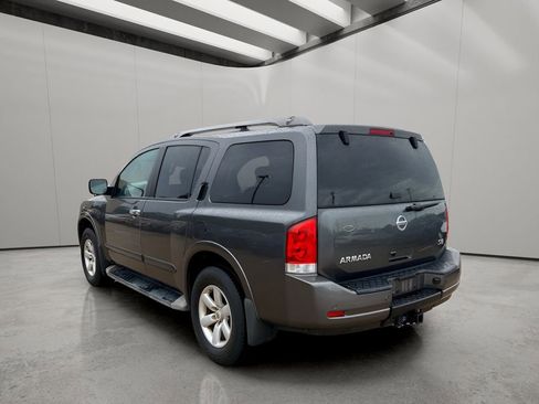 Used 2010 Nissan Armada SE AWD/4WD image 3