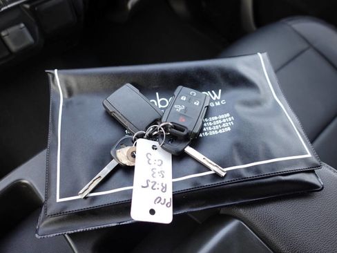 Used 2022 Chevrolet Silverado 2500 Custom w/ Custom Value Package image 45