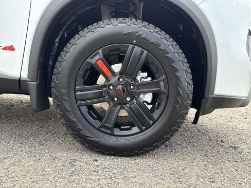 New 2026 Nissan Rogue SV w/ Rock Creek Premium Package AWD/4WD image 10
