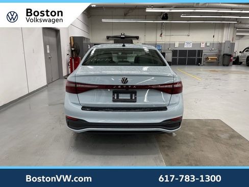 New 2026 Volkswagen Jetta SE image 3