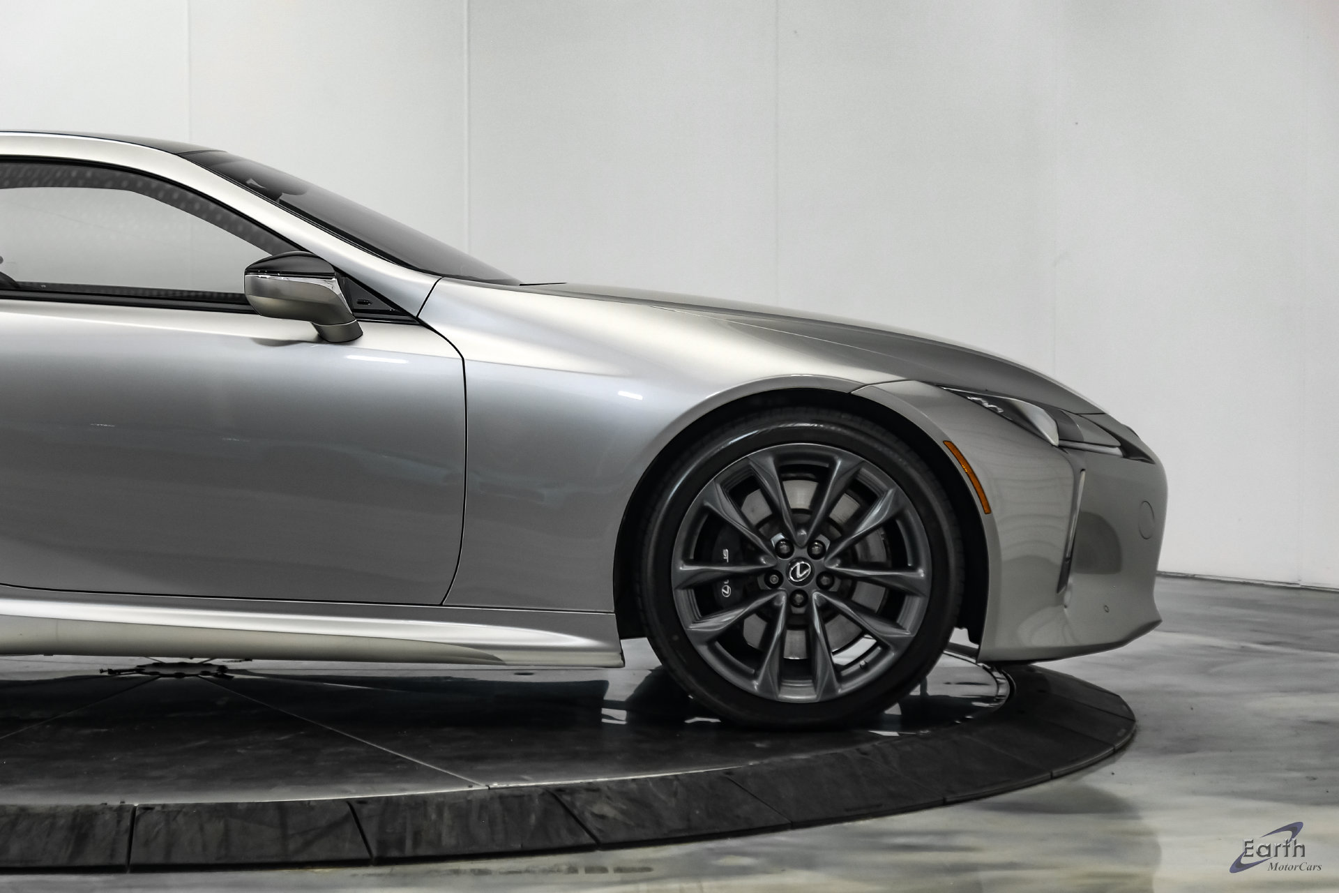 Used 2018 Lexus LC 500 Coupe w/ Performance Package RWD image 22