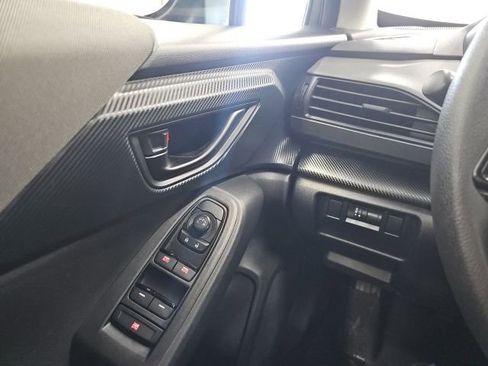 Used 2024 Subaru Crosstrek 2.0i Premium image 26