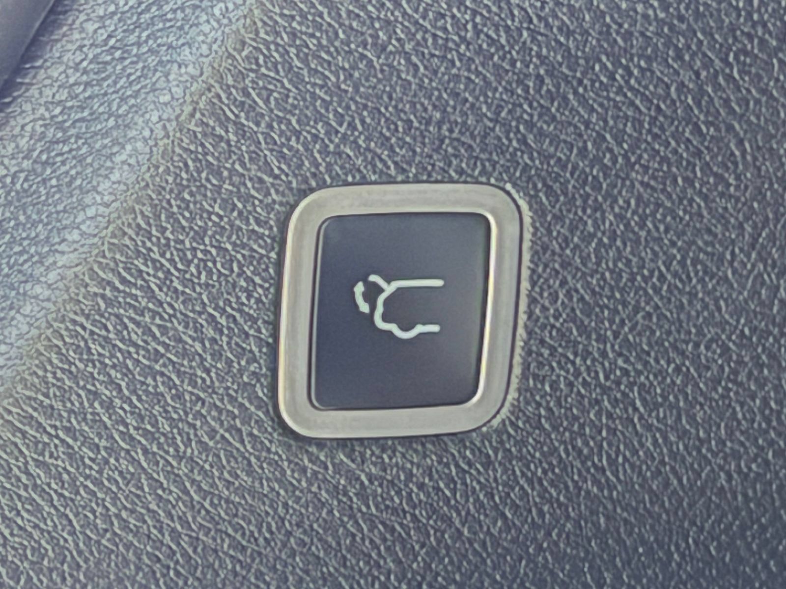 Used 2025 Chrysler Pacifica Select FWD image 22