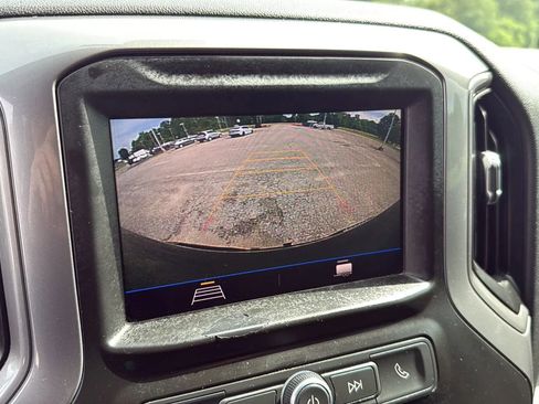 Used 2020 Chevrolet Silverado 1500 Custom w/ Custom Value Package AWD/4WD image 21