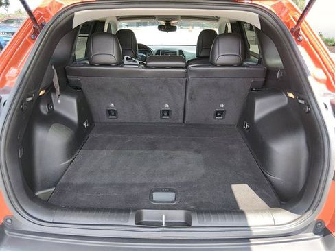 Used 2021 Jeep Cherokee Latitude Plus FWD image 13