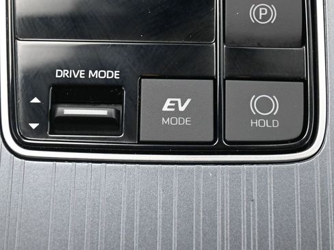 Certified 2024 Toyota Sienna XSE w/ XSE Plus Package image 29