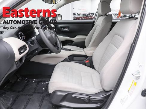 Used 2023 Honda HR-V LX image 14