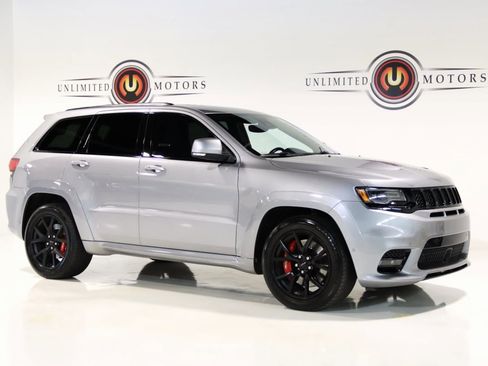 Used 2021 Jeep Grand Cherokee SRT w/ Trailer Tow Group IV image 6