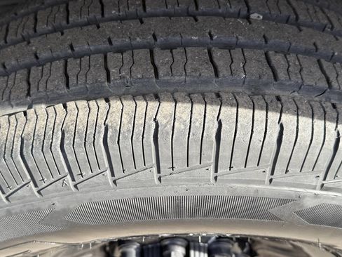 Used 2012 Chevrolet Express 2500 2500 3dr Cargo Van w/ 1WT image 14