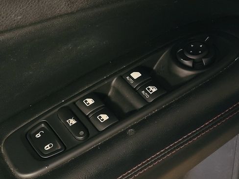 Used 2020 Jeep Compass Trailhawk AWD/4WD image 27