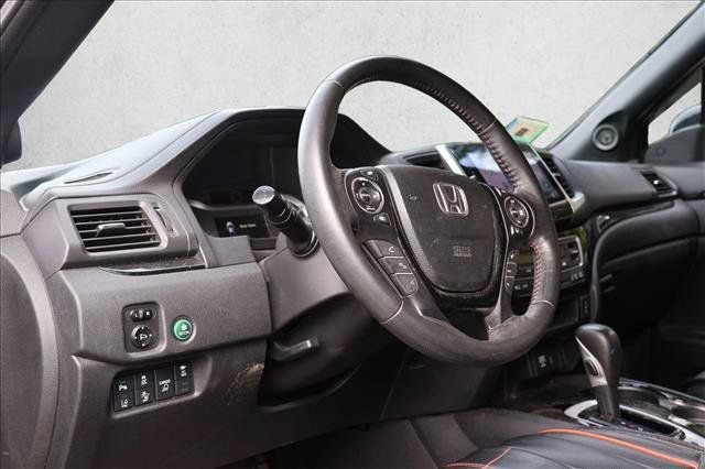 Used 2017 Honda Ridgeline Black Edition image 12