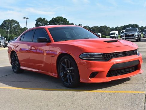 Used 2021 Dodge Charger R/T w/ Blacktop Package RWD image 3