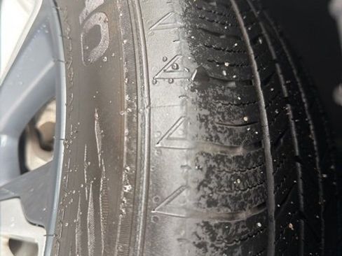 Used 2023 Chevrolet Bolt EUV LT w/ Convenience Package image 13