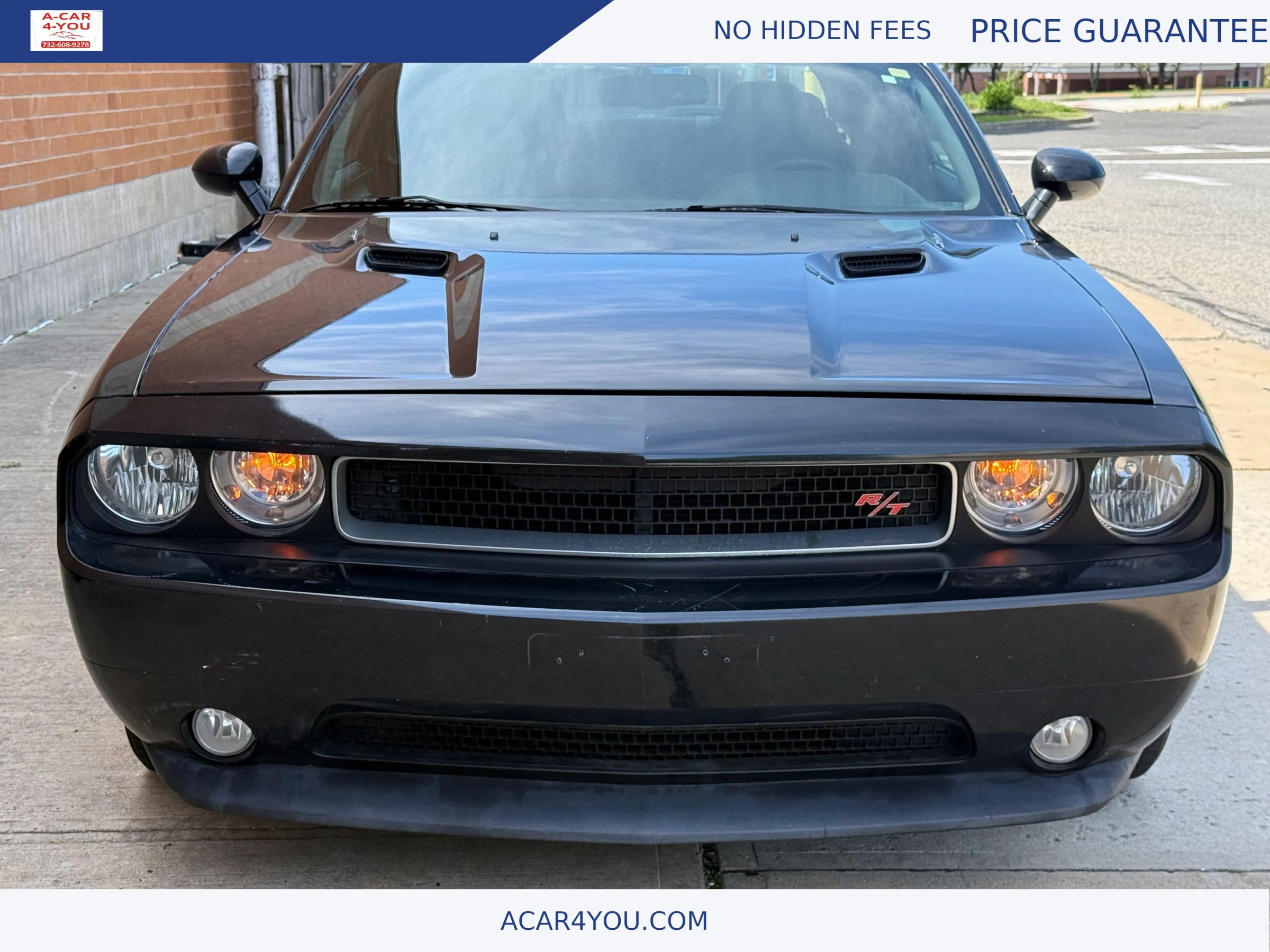 Used 2014 Dodge Challenger R/T RWD image 4